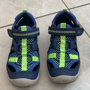 Stride Rite Unisex-Child SRT Wade Running Shoe, Blue/green, Size 8M